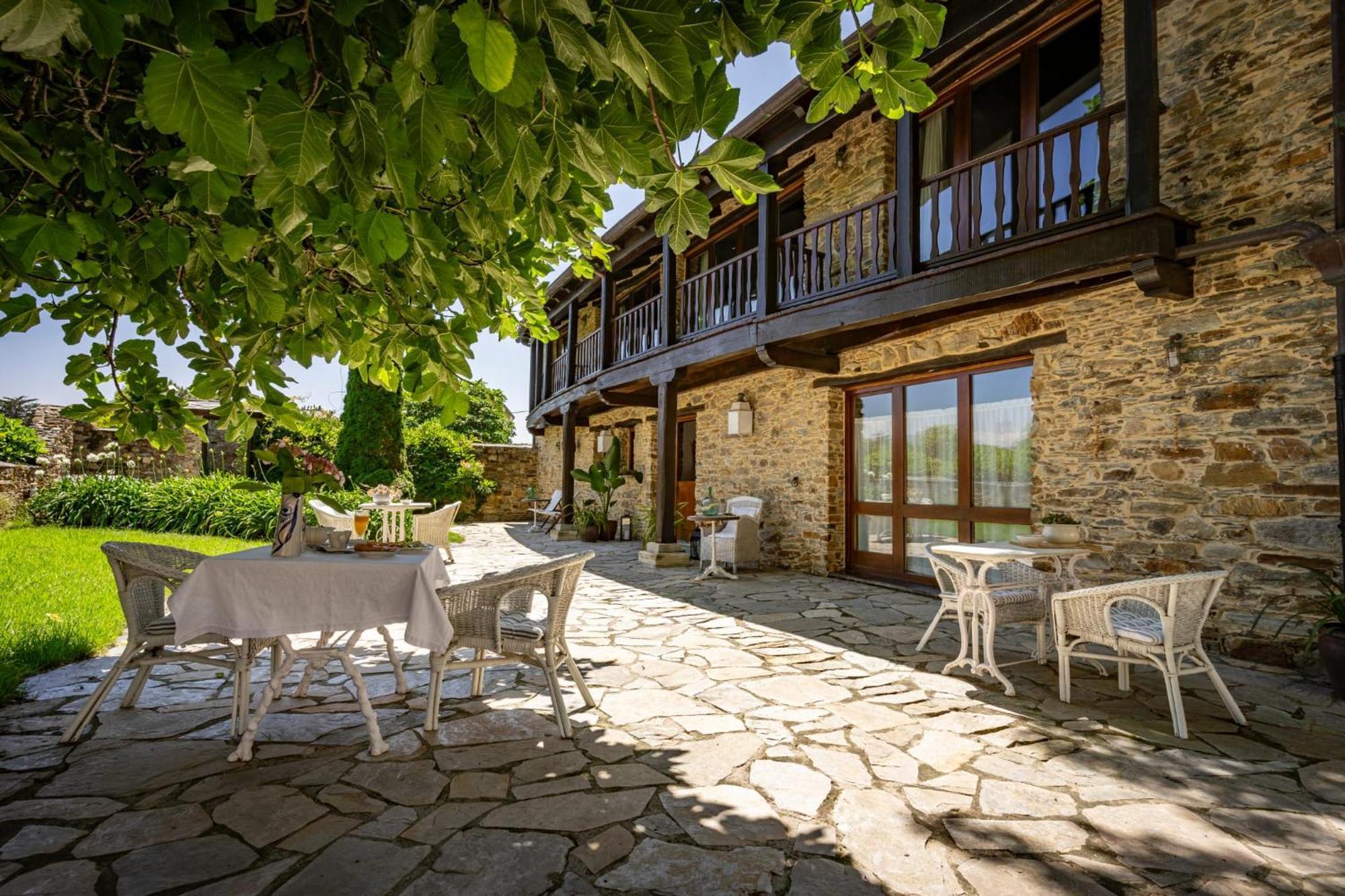 Casa Peleyon Bed & Breakfast Castropol Eksteriør bilde